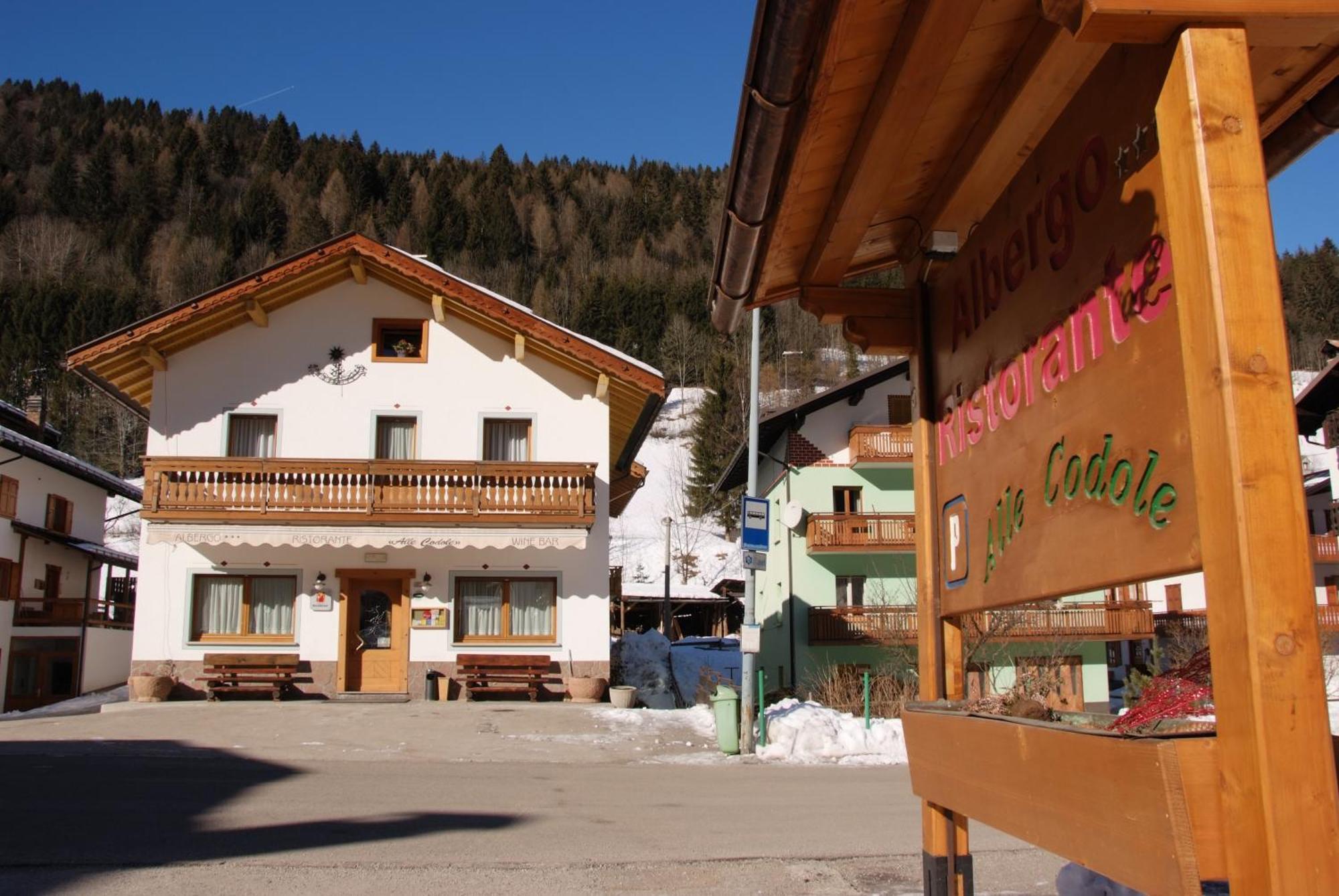 Albergo Ristorante Alle Codole Canale d'Agordo Luaran gambar
