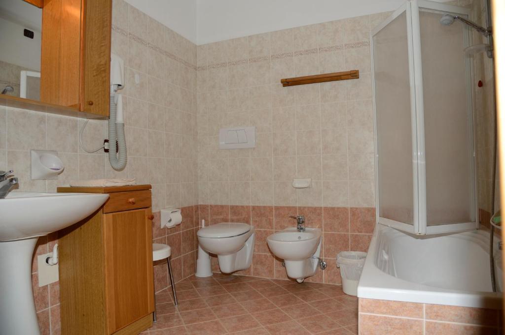 Albergo Ristorante Alle Codole Canale d'Agordo Bilik gambar